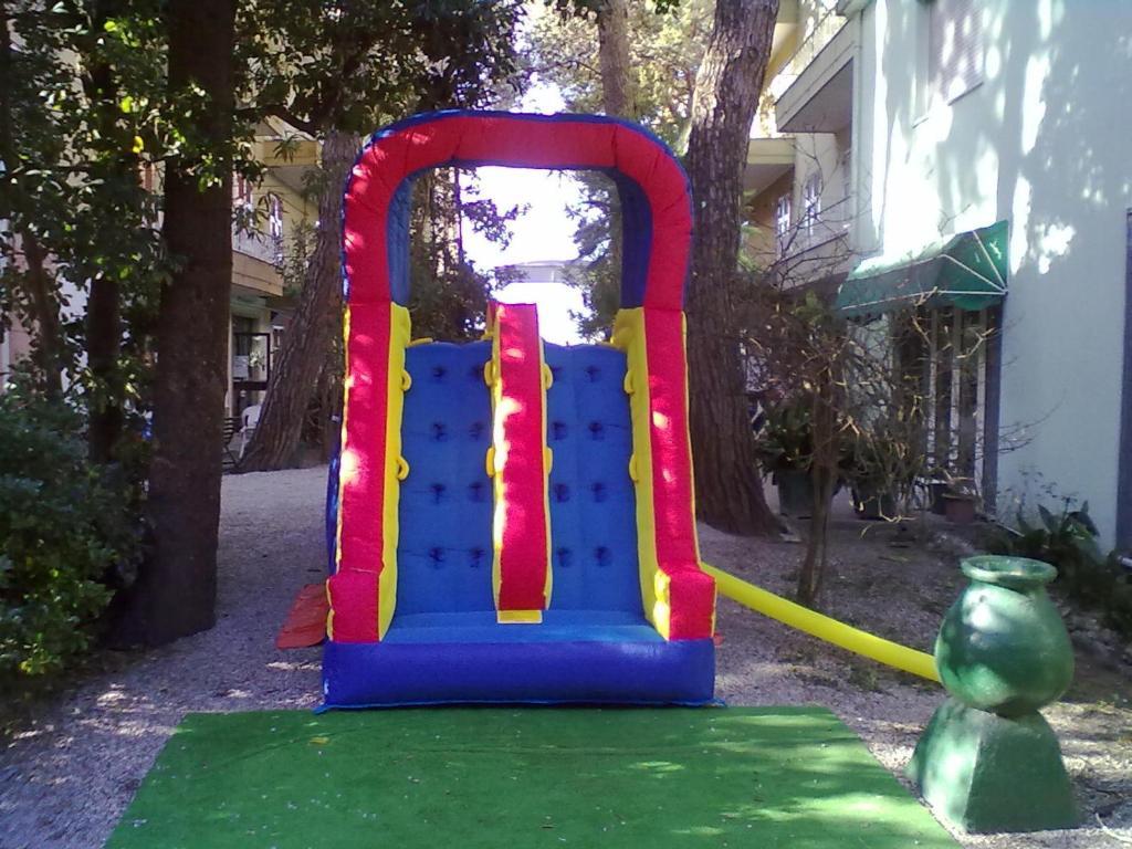 Hotel Arco Del Sole Lavagna Buitenkant foto
